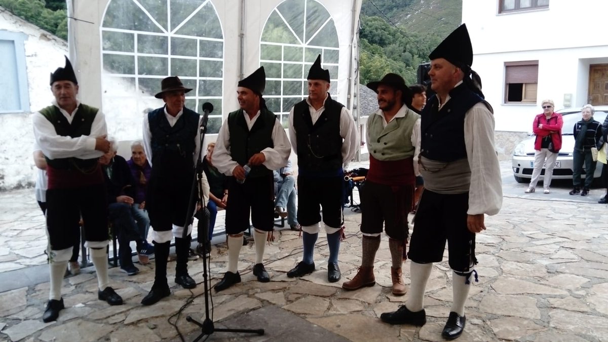PerendengueT's tweet photo. En las fiestas del Bao, Ibias
Suroccidente Asturiano
Perendengue https://t.co/Iys5LcCeSs