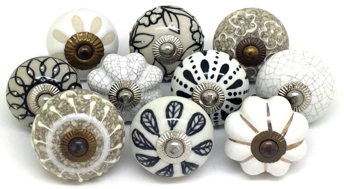 ThesePleaseLtd's tweet photo. We design cupboard knobs & hooks for retail & trade. Shop online https://t.co/mARzTkpEX5… or apply for a #trade account https://t.co/NbgRej4XVQ & sell our stunning unique kitchen knobs & hooks #earlybiz #FusionPaint #chalkpaint #anniesloan #Autenticopaint #Frenchicpaint #upcycle https://t.co/oPgmt5y3LR