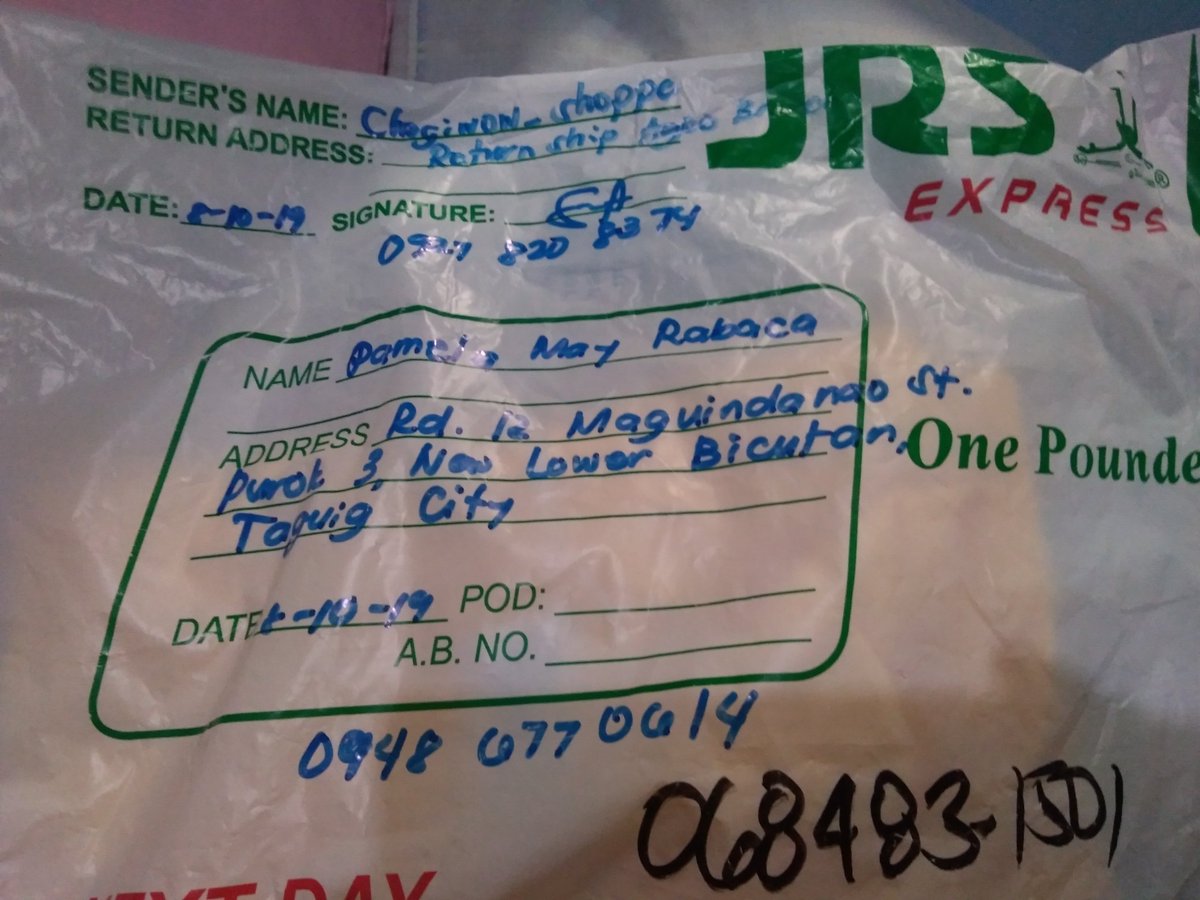 DoPamelaMay's tweet photo. Andito na!!!! Agad-agad! Salamat sis!!!! Nauna pa xa dun sa mga inorder qng merch sa ibang shops na weeks q ng hnihntay, hays.. As always, d mu q bnibigo.. See you on the 24th, KAMSAHAMNIDA!!! 💕💕💕

#Chogiwow_Feedback #SukiBuyer #AlwaysForEXO @Chogiwow_shoppe https://t.co/SQ1SE1chAx