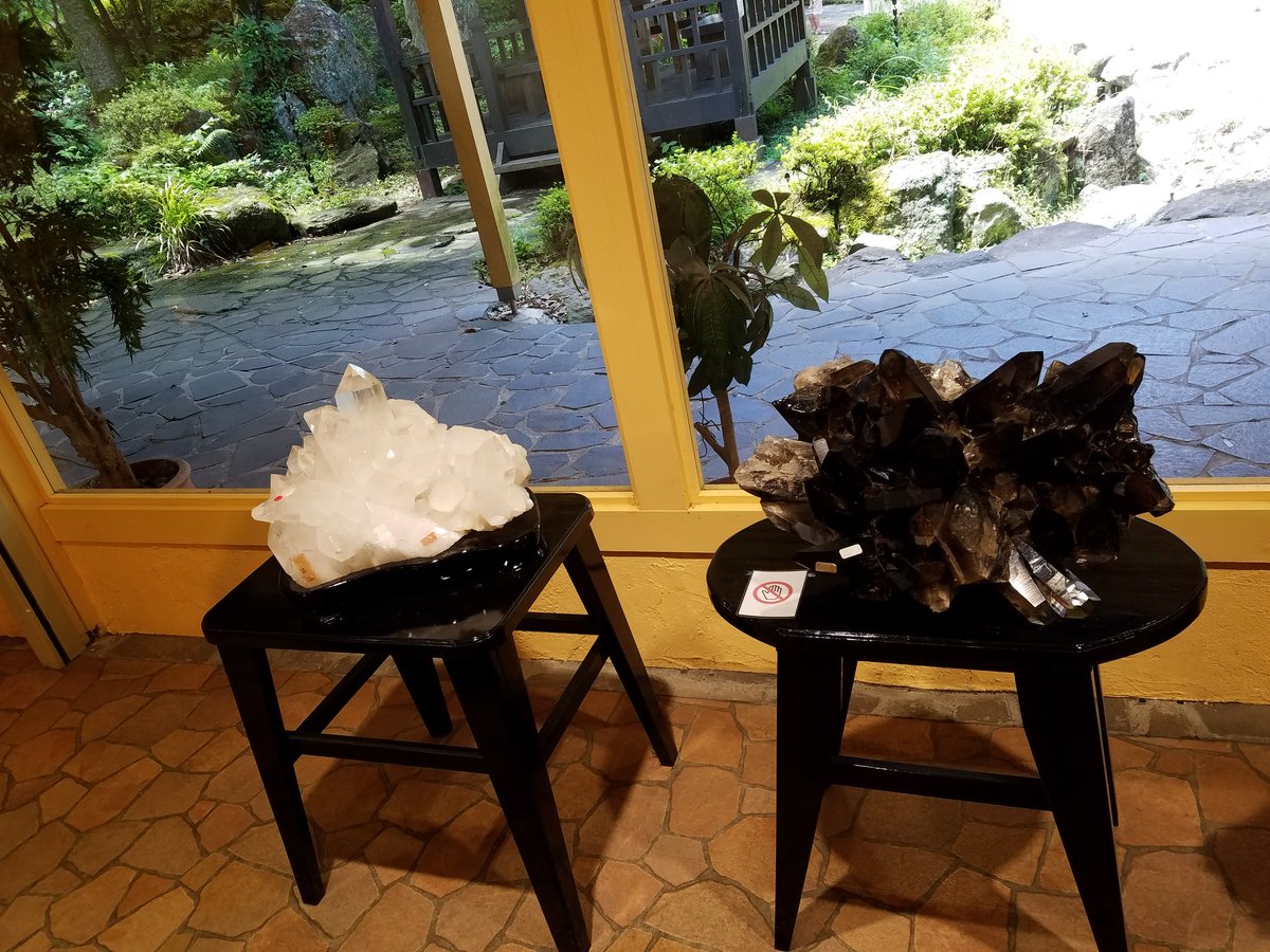 kluslow_at_SoW's tweet photo. 白川水源に水晶館という場所があったのでよってきたよ。
#白川水源
#Crystalhouse https://t.co/tuXa7Xbi8P