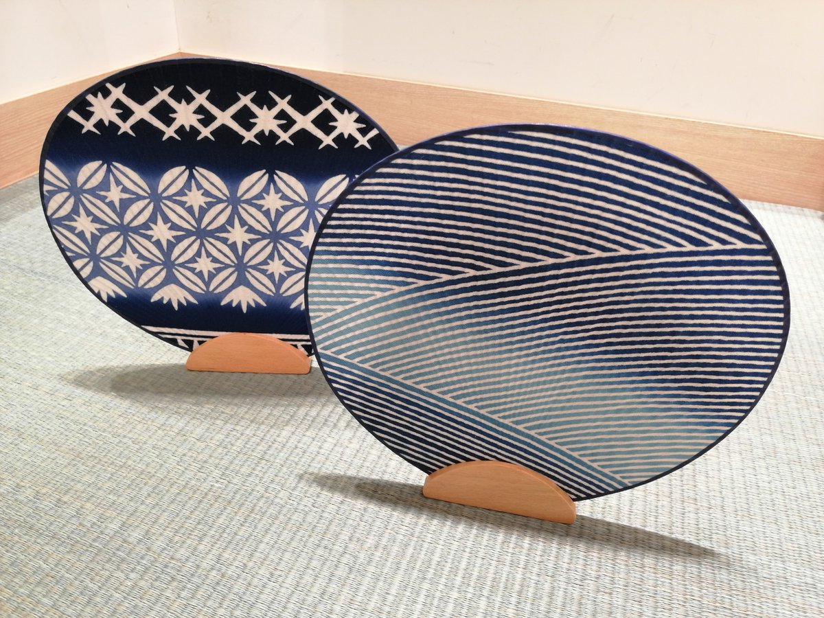 nativecotton_sy's tweet photo. 暑い日に、置き型タイプのうちわはいかがでしょうか？使わない時にはインテリアのように置くことができます。ただいま30%OFFと大変お得ですよ☺️　＃ヒカリエ　＃hikarie　＃SALE ＃渋谷ヒカリエ　＃shibuyahikarie　＃SALE ＃shibuyahikarie　＃ザワリー　＃zawariii　＃SALE ＃夏　＃夏のセール https://t.co/WhSiC5v7Fx