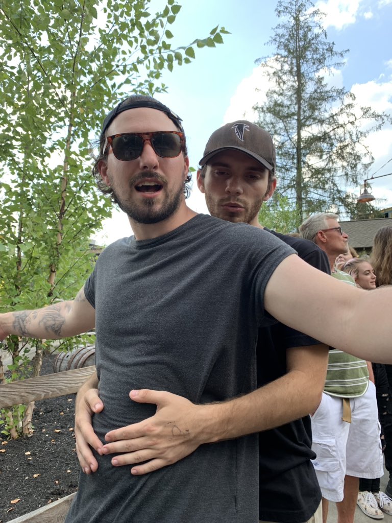 KalynEllersick's tweet photo. Besties (: https://t.co/3RA4fBlMeX