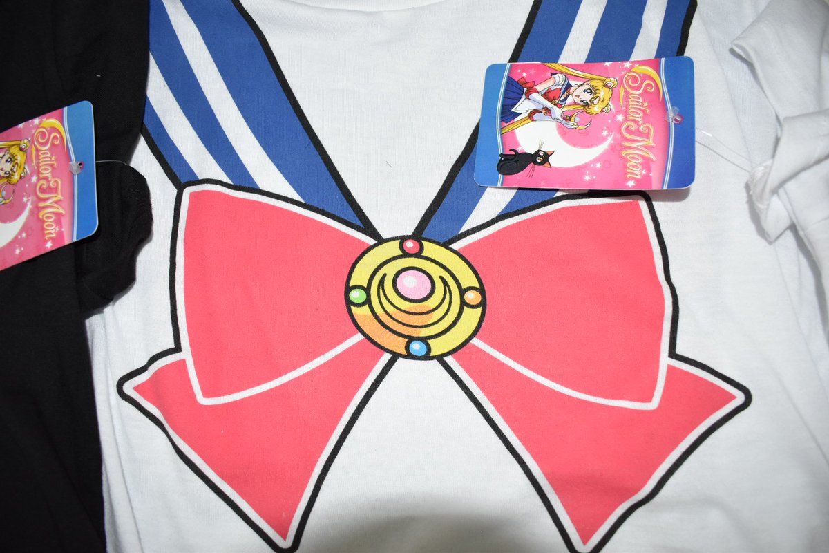 Danichuy's tweet photo. Nueva línea oficial de #SailorMoon por @toxic_stores amé la mochila de Luna ✨ Apoyemos los productos oficiales hechos en México 🇲🇽
#danichuychicomagico #toxicstore https://t.co/pbEnOVEvfh