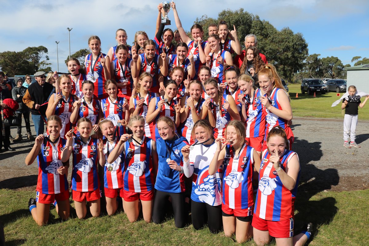 AFLGippsland's tweet photo. Fantastic day at Tarwin Lower yesterday for the Bendigo Community Bank Southern Gippsland Junior Football Competition Grand Final Day! Congratulations to Phillip Island and Wonthaggi Power for their wins on the day and thanks to @TarwinSharksFNC for the outstanding facilities! https://t.co/LixO85vLV7