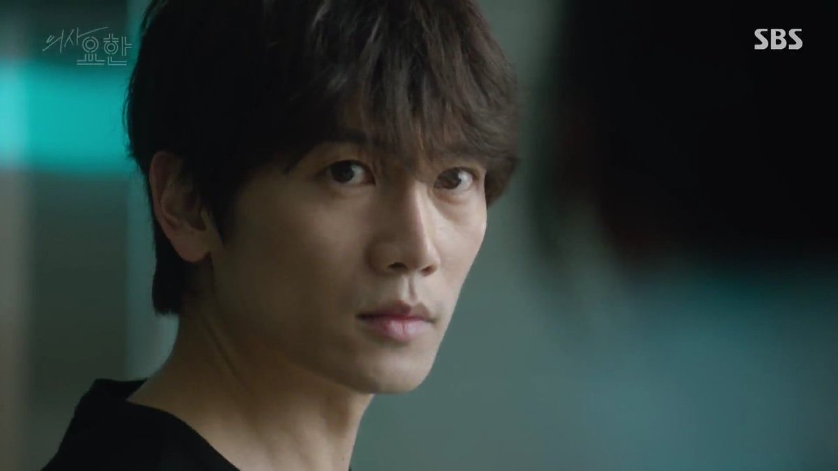 kdramapotato's tweet photo. these close-up shots are killing me ☹ i can't handle those stares and he's just too hot when he's not even doing anything ❤

#DoctorJohn #JiSung https://t.co/KL6Yd83F21