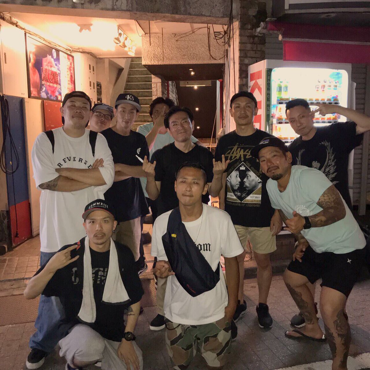 djmasa_aka_one's tweet photo. LEVIASUN x That MeaningLess
レコ発おめでとうございます👏㊗️
ライブも人柄も最高で、早くまた対バンしたいす!!
他のバンドもいいバンドばっかで、ビールも進んで最高な夜だった🍺
おっさんになっちまったけど、こういう日があるからバンドやれててよかったな〜と😂
#leviasun #thatmeaningless https://t.co/u3mAapueap