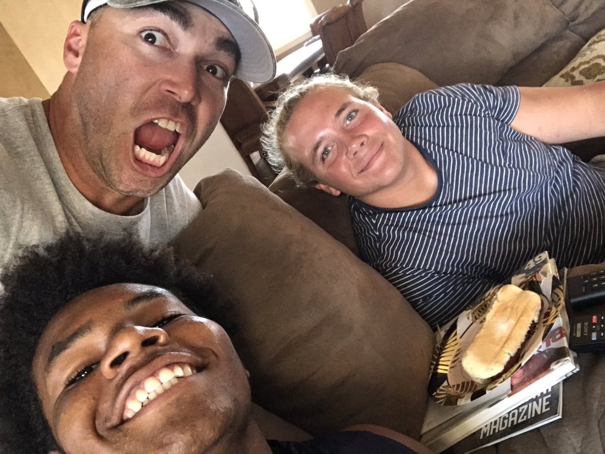 Hanging in the Lion’s Den at <a href="/Jnewberry62/">Jeremy Newberry</a> house. <a href="/JackSeelye/">Jack Seelye</a> <a href="/AkiliCalhoun/">Akili Calhoun Jr.</a> #NewEra #LibertyFootball #RoadToRepeat #TeamPlayers
