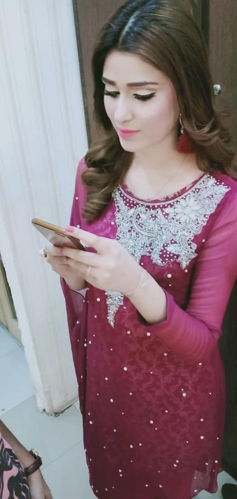 LiveMagazinepak's tweet photo. #eidmubarak #firstdayofeid #eidwithkashmir @AmnaSajjadARY #livepakistan #glamourinnewsindustry #newsofthenewsindustry https://t.co/jq1lwUqN2S