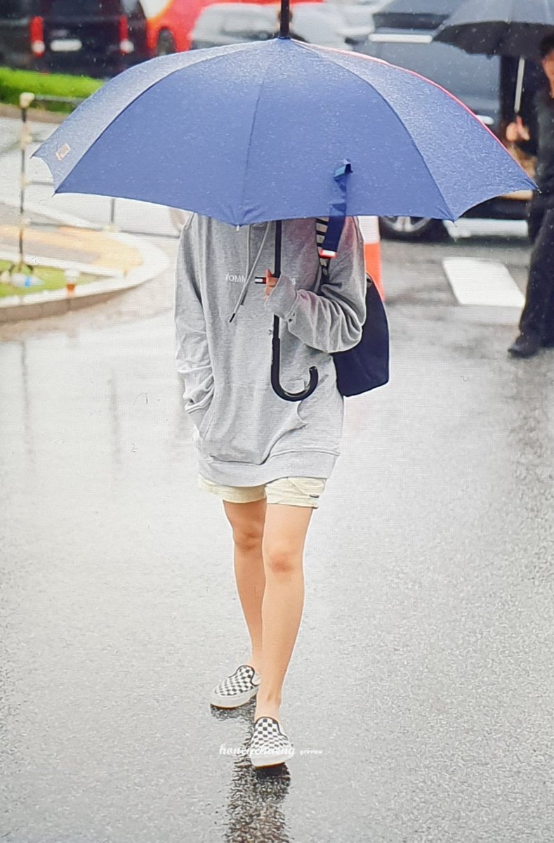 honeychaeng's tweet photo. #트와이스 #TWICE #채영 #chaeyoung
190812 #아육대 프리뷰

훠훠 https://t.co/yMTK6gvwu8