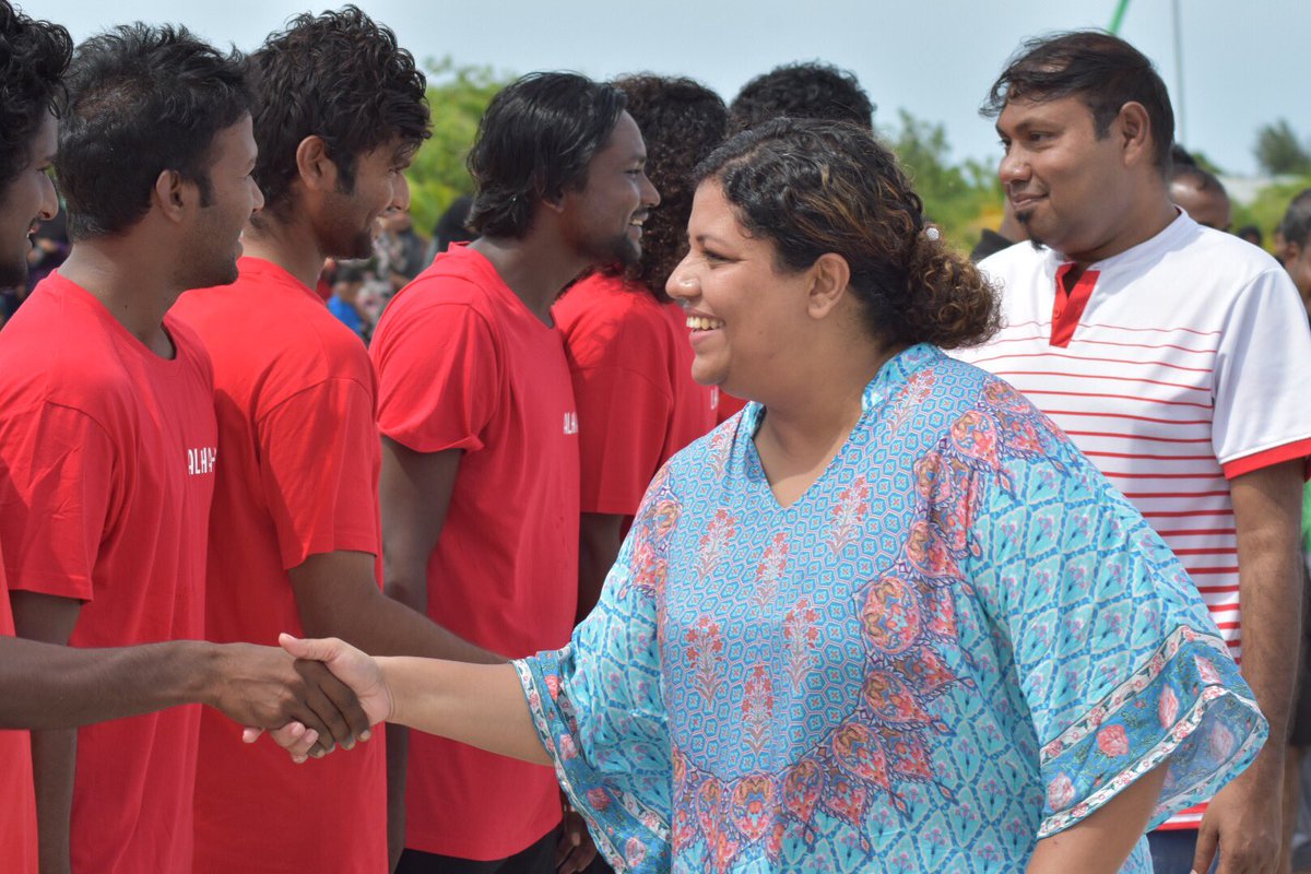 HomeMinistrymv's tweet photo. ޅ.ހިންނަވަރުގައި ކުރިއަށްގެންދާ ޢީދު ކުޅިވަރުތައް- ފައިގަތަޅާ ކުޅުމުގެ މުބާރާތް. https://t.co/Aq4Dv5QC5P