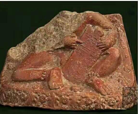 KolIndian's tweet photo. Today is International Youth day. Educated youths of India. 
A Shunga terracotta depicting a child writing Brahmi letters is the  earliest evidence of primary education system in ancient India where a child imparted the learning of alphabets,counting and  arithmetic. https://t.co/DO65W0YtA6