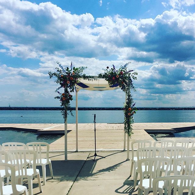 TheHenleyRoom's tweet photo. ☁️💐😍💐☁️ https://t.co/N6rVejCklJ https://t.co/VKKr4aU2iQ