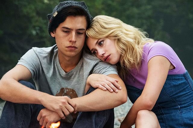 colesprousephl's tweet photo. Congratulations to our fave ship @lilireinhart and @colesprouse for winning #ChoiceDramaTVActress, #ChoiceDramaTVActor, and #ChoiceShip https://t.co/Xmn949UUI8