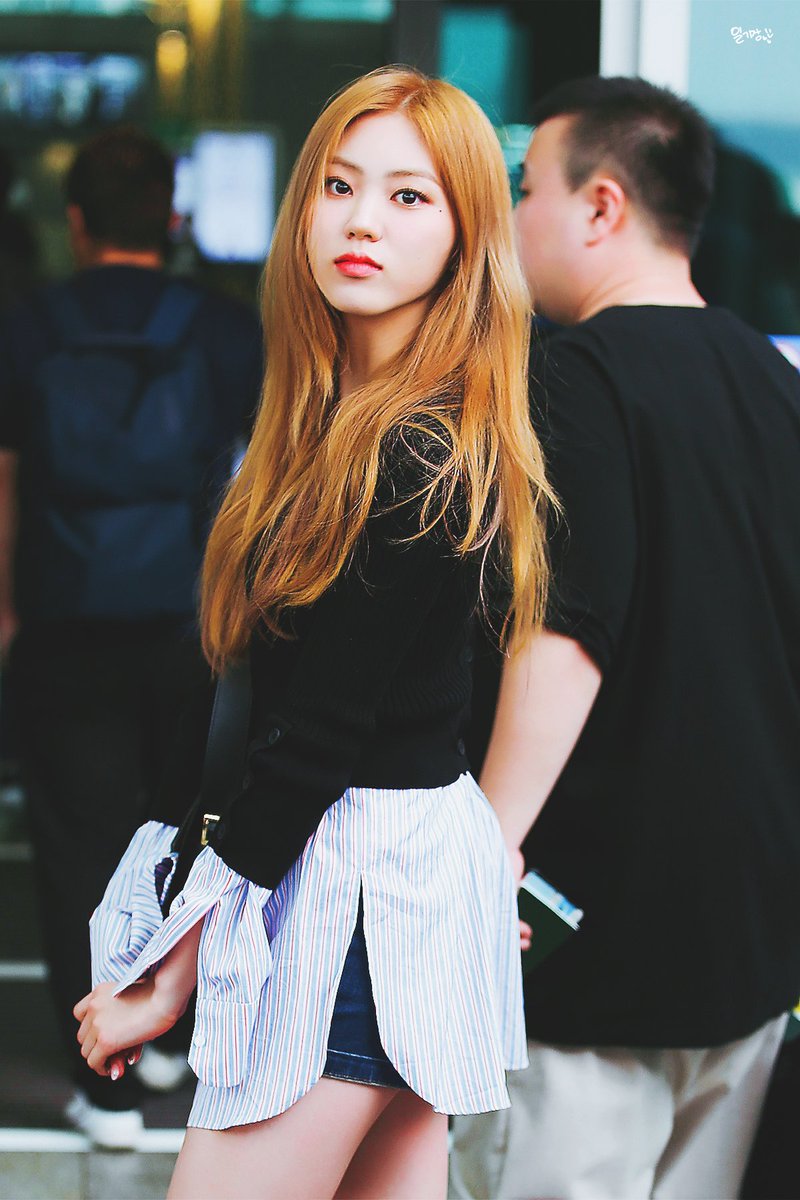diary_eb's tweet photo. 190713 @CUBECLC

#CLC #권은빈 #은빈 #Eunbin #오늘의은빈 https://t.co/Gj7Qlpgz35