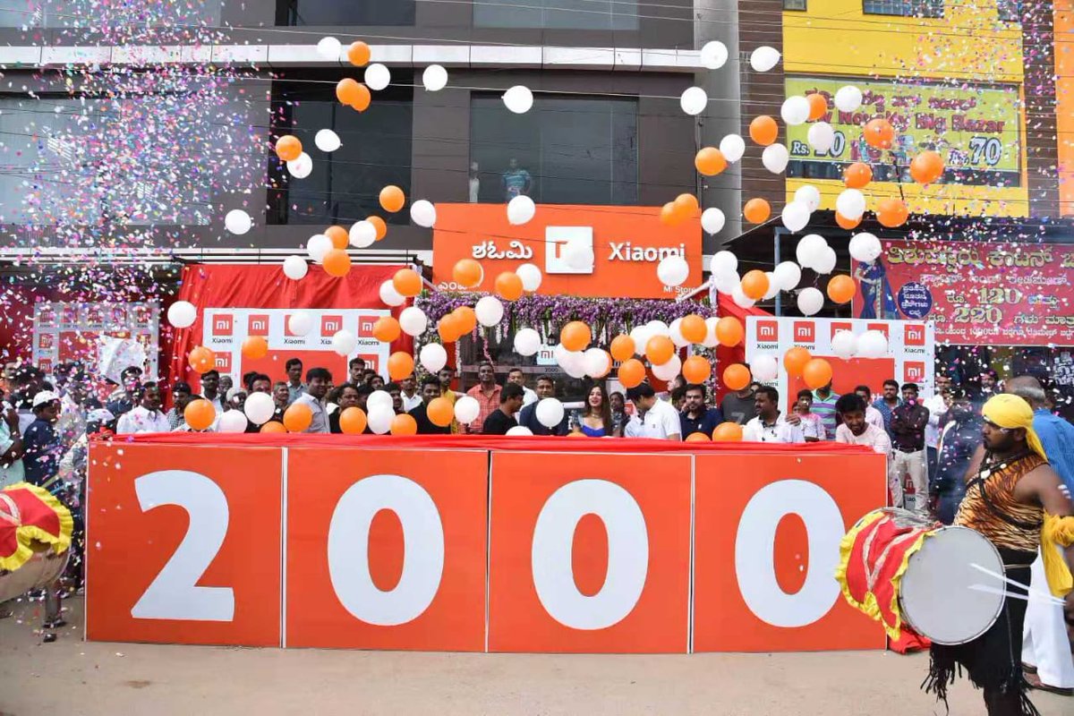 systech_it's tweet photo. 2⃣0⃣0⃣0⃣th exclusive *Mi Store*! 🎉🎉 

Happy to share we opened our *2000th exclusive rural Mi Store* today in Tumkur. These 2000+ exclusive stores are present across rural areas of the country:
* 600+ cities / districts 
* 28 states
* 4000+ jobs created 
* 2000+ Mi Stores https://t.co/lpHlDjJVqB