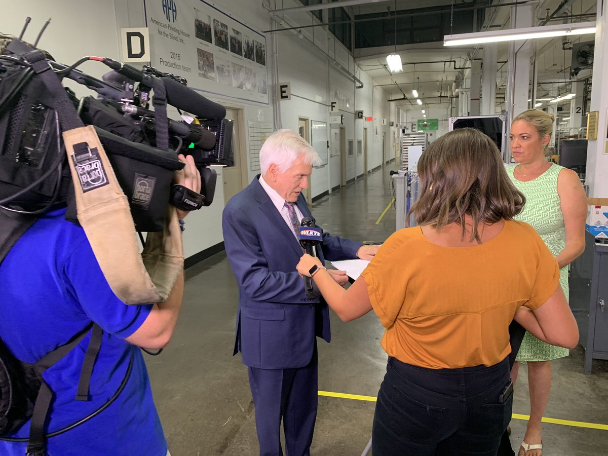 JonathanCWahl's tweet photo. .@APHfortheBlind is excited to be hosting Taste of Frankfort Avenue! Thanks @WLKYAlex for stopping by! https://t.co/ELkLNoDgBi