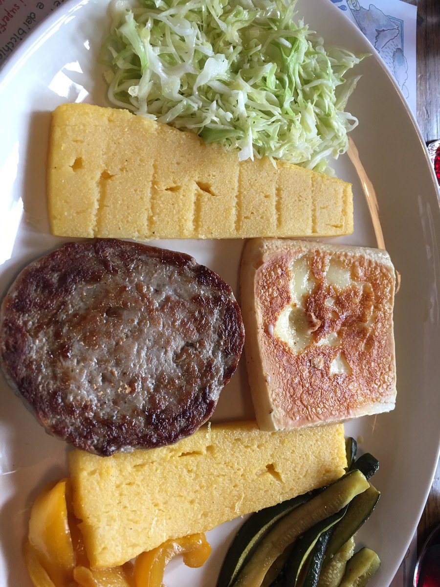 dr_ceriani's tweet photo. Food Hero⛰| Oggi Rifugio Bristot (1616 m) cima del Col Toront.  Il miglior Rifugio con il miglior cibo❗️
#mountainfood #GranCeriani @fabiobenati @ArgaLombardiaLi https://t.co/7ehigtQtP6