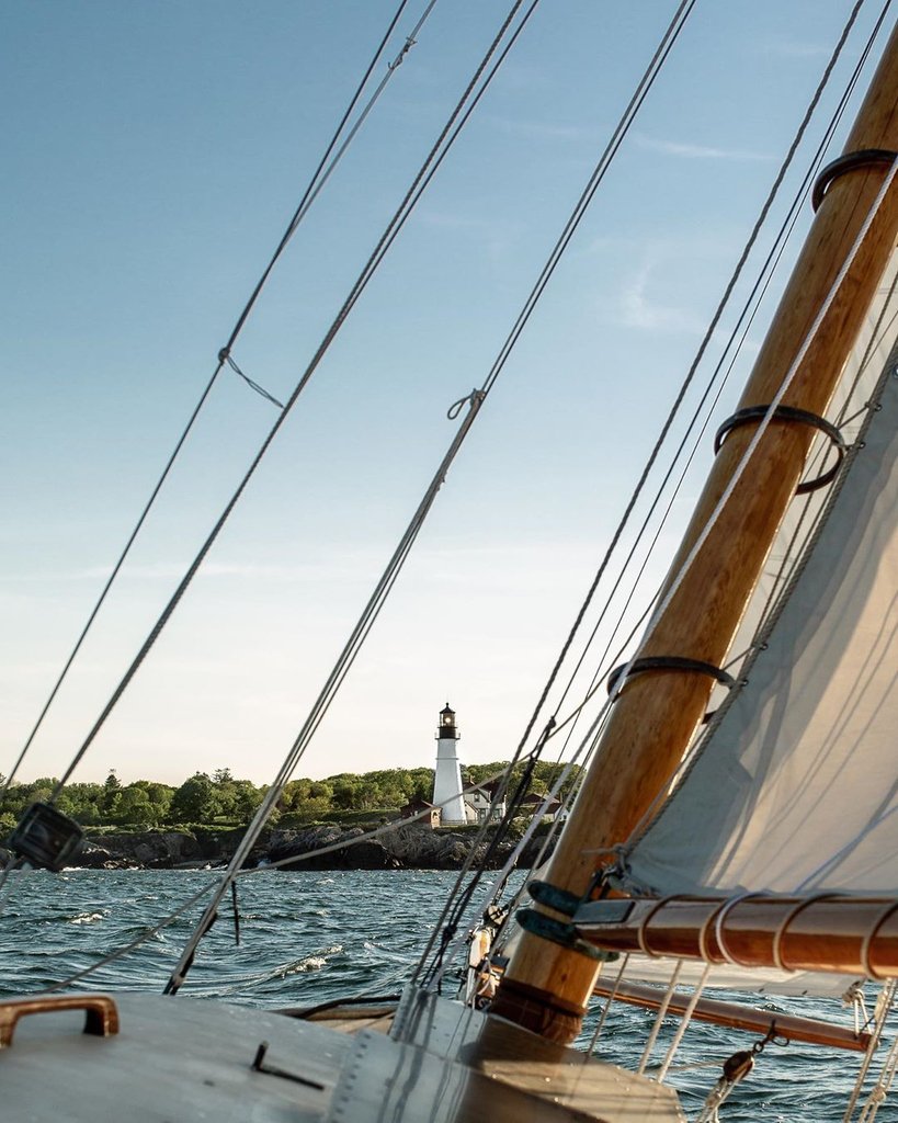 Sailing the Coast of Maine! What did everyone do this weekend?

 📸 @kaylaparizophoto

#summerinmaine #mainecoast #maine #thewaylifeshouldbe #cratefullofmaine #sailme