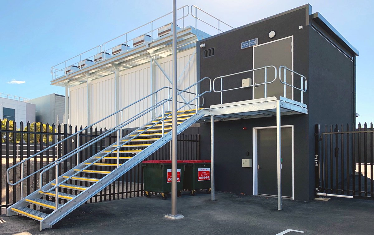 Find out why the next big thing in data centres is actually not big at all...
The era of #micro #edge #datacentres has arrived!
hubs.ly/H0kcn940
#eCentre