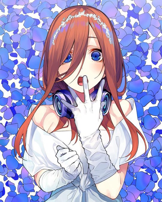 KUROZARUさんがTwitterに投稿した中野三玖(五等分の花嫁)のイラスト。