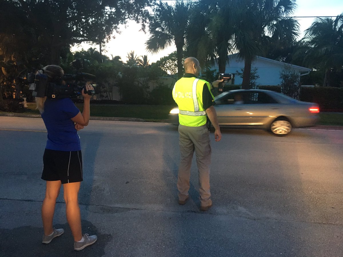 KaraDuffyCBS12's tweet photo. Happy first day of school! @TequestaPolice and @TequestaFR out bright and early to send kids off at the bus stop. #OperationSafeStart https://t.co/o5cMgZME0Q