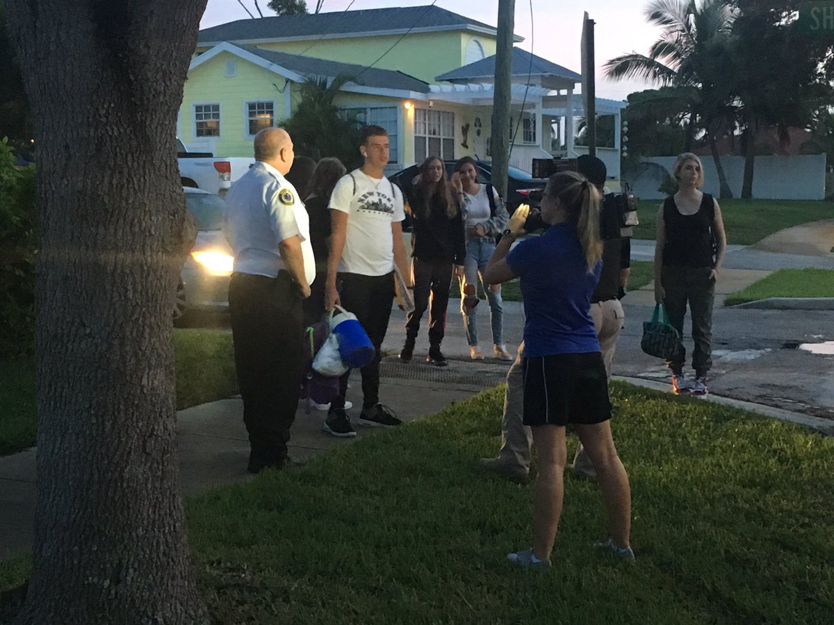 KaraDuffyCBS12's tweet photo. Happy first day of school! @TequestaPolice and @TequestaFR out bright and early to send kids off at the bus stop. #OperationSafeStart https://t.co/o5cMgZME0Q