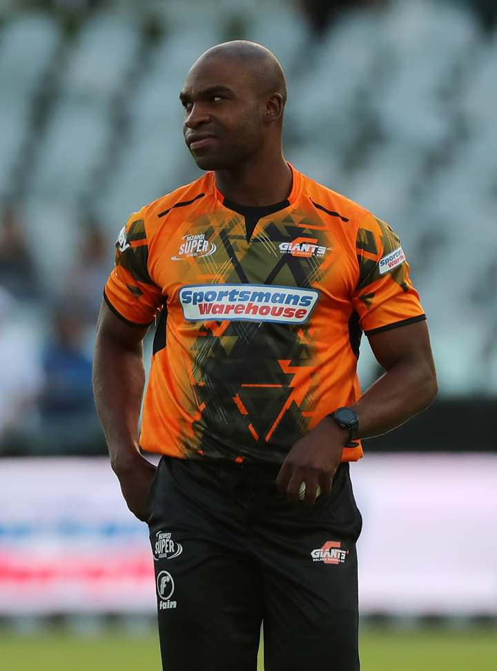 NMB_Giants's tweet photo. Looking to stand tall as Giants for this year's Mzansi Super League 2019, @JonJonSmuts21, @JDala3, @HeinoKuhn, @Tipo_Morris, @MarcoMarais, have been retained by the Mandela Bay 😄. It's going to be an exciting tournament!! 🔥🔥🔥

#MSLT20
#NMBGiants
#BringTheGees https://t.co/qzxFCbiLBR