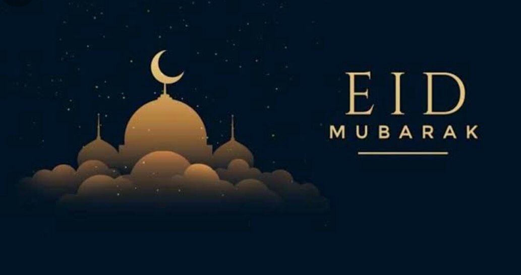 PathakSeth's tweet photo. @Warina_Hussain Eid Mubarak🌙 Warina😊 https://t.co/NuMH0PKavP