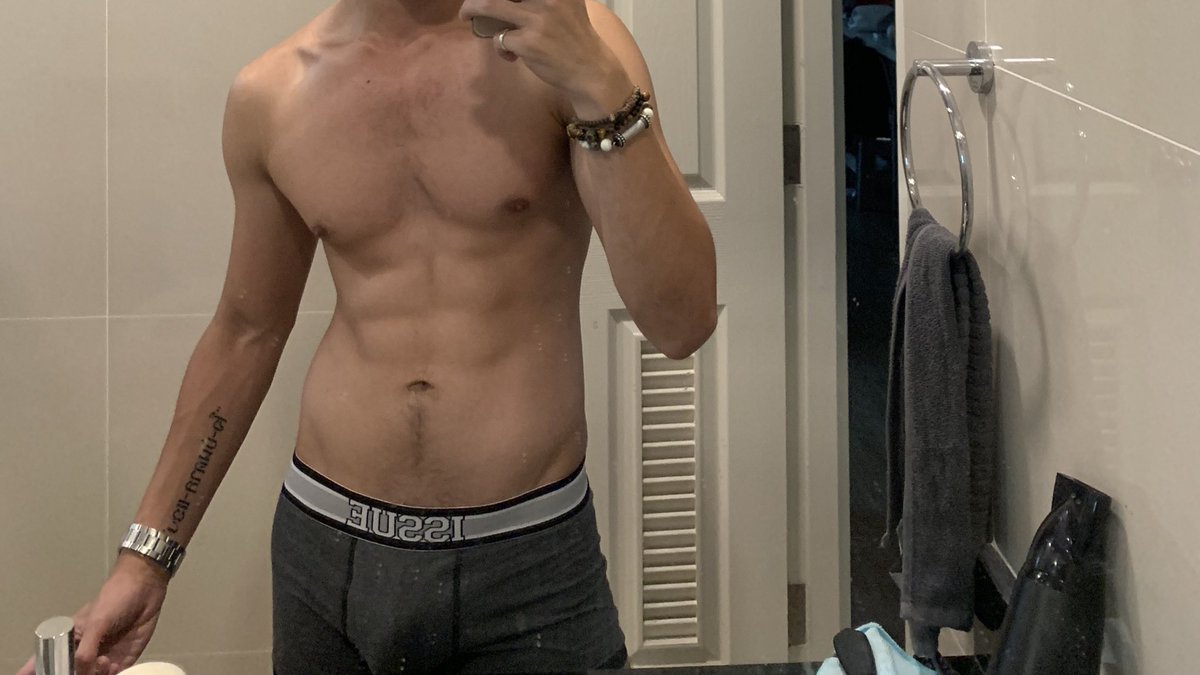chaninalien's tweet image. Underwear with quality 
Thank you so much @issueunderwear 
วันนี้มายิม ลองใส่ทรง Trunk กระชับดีมาก ลดกลิ่นอับด้วยเทคโนโลยีใยไผ่ ทรงนี้ใส่สบายมากครับ
ขอบคุณทางอิชชู่อันเดอร์แวร์อีกครั้งครับ ✨👽🙏🏽
#ISSUEThailand #ISSUEUnderwear 
#thaibrand #alienreview