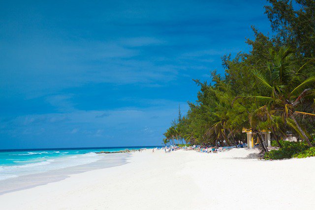 CrewedYacht's tweet image. Discover new islands every day on a #Caribbean Crewed #YachtCharter for the #UltimateVacation in paradise!