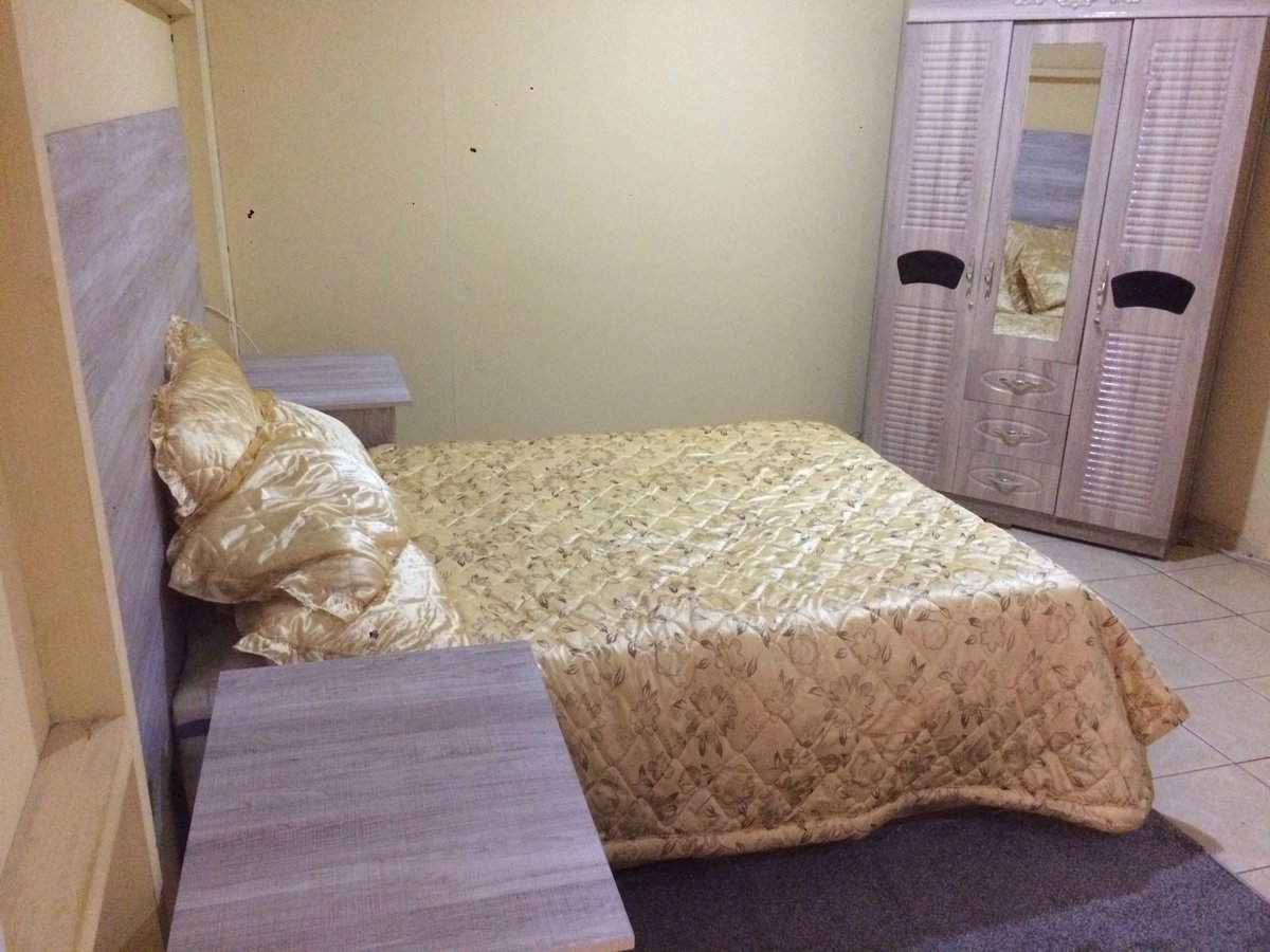 Thakhani_R's tweet image. Fully furnished 1 bedroom apartment at Sibasa White Area for R3500 pm