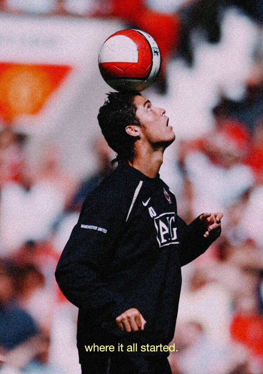 howlerfc's tweet photo. On this day in 2003, Cristiano Ronaldo signed for Manchester United &amp; the rest is history! 
⠀⠀⠀⠀
#Ronaldo #Cr7 #ManUtd #HowlerFC 

@utdxtra @TheUtdReview https://t.co/biNKZ2HFN5