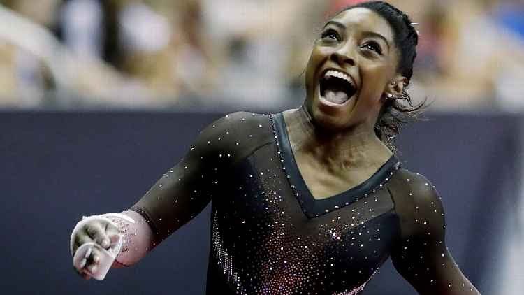 RellaTheMag's tweet photo. The weekend belonged to Simone Biles who took home her sixth US title! #simonebiles #goat #teamusa #gymnast #gymnastics #olympics https://t.co/GoMViWVjgy