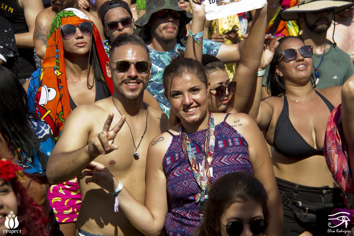 respectfestival's tweet photo. Bom dia freaks, ótima semana a todos de muita positividade e alegria no coração

Respect Festival 2020 - Solar Edition
#respect #respectfestival #festival #raves #psychedelic #psytrancebrasil #psyfamily #psytrance #psytrancefestival #love #peace #solaredition #respectfestival2020 https://t.co/2oSLWFMO8i