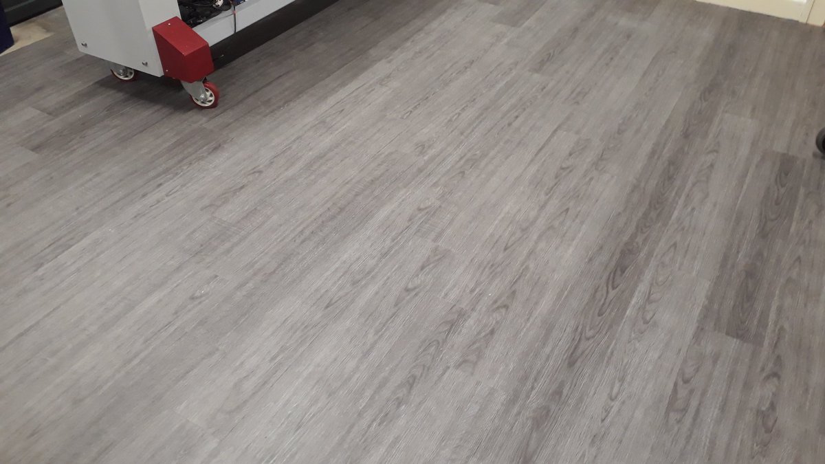 New flooring down in the studio. 😁