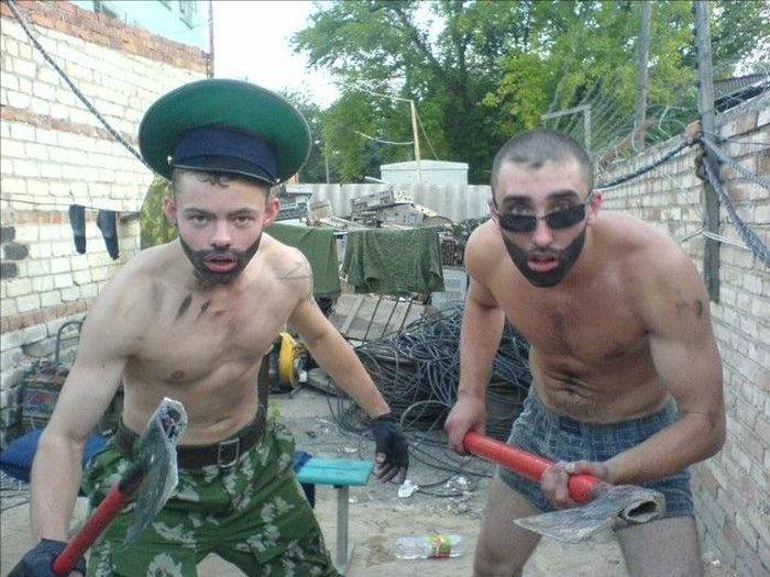 KillaSlavik's tweet photo. At a moments notice the CRG is ready for anything! #RunUpGetDunUp #KnuckIfYouBuck #DaBoyz #Squadddddd https://t.co/LIrsAUTnKS