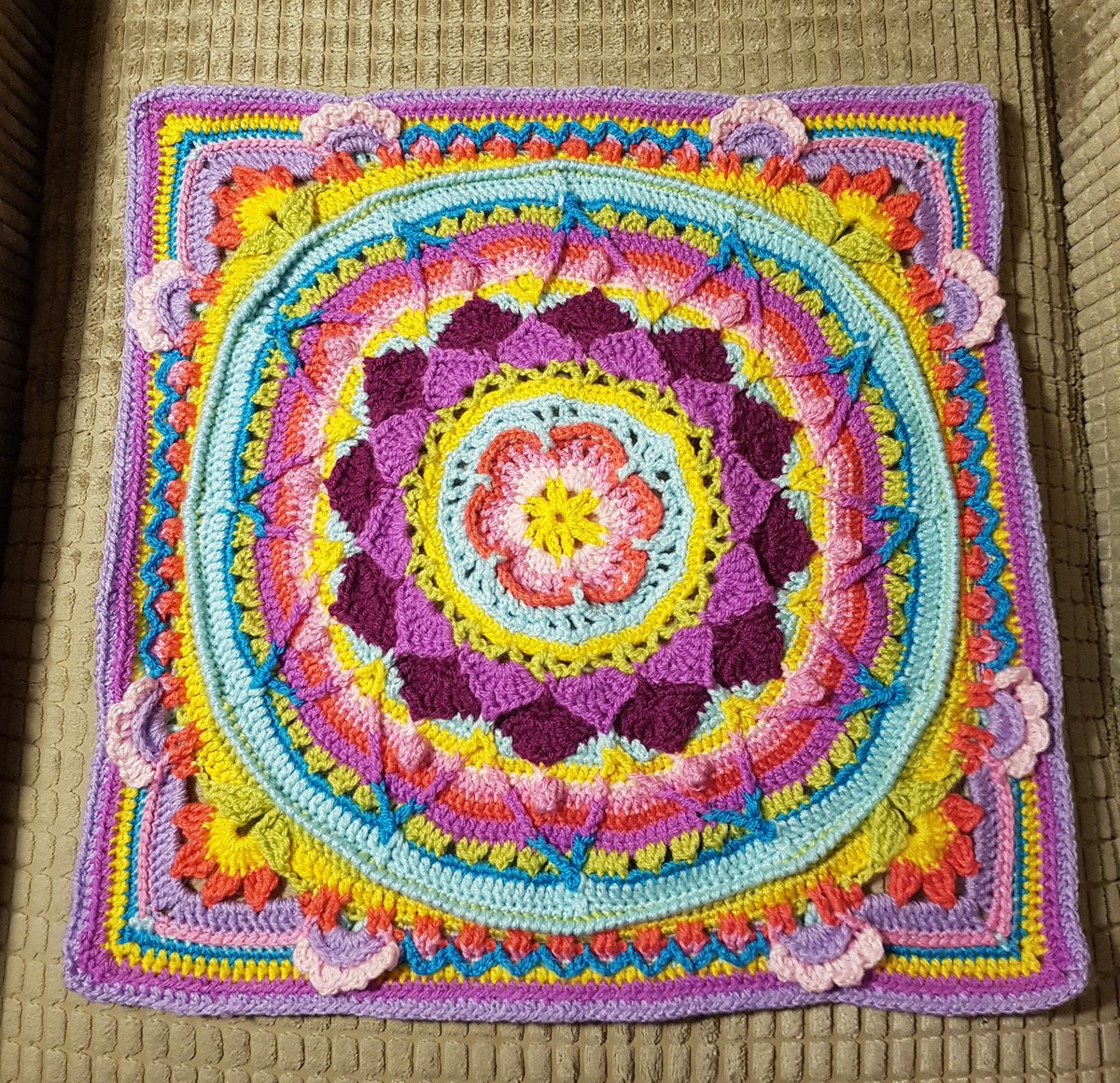 Annouska8's tweet photo. @HMSACharity A very tiring week for me, so crocheting to relax for me too 😊 https://t.co/In2efstUIH