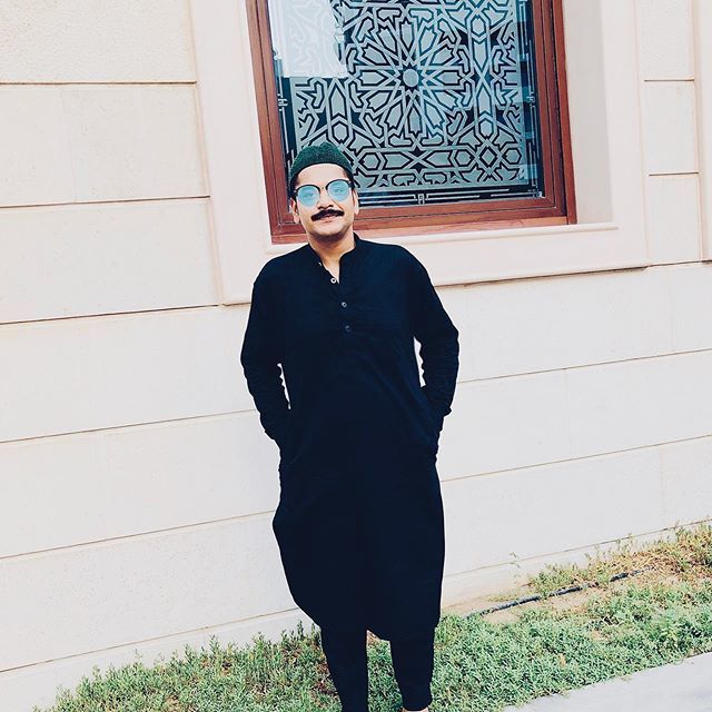 chefinamdar's tweet photo. May the divine blessings bring you hope, faith, and joy on Eid al-Adha and forever.
#eidmubarak 
#eid #eidcollection #eid_mubarak #eid2019 #eidhenna #eidi #eiddress #eidgifts #eidcelebration #eidfood #eidspecial #eidday #eidlook #dubai #chefinamdar #inst… https://t.co/GRRKxRu85s https://t.co/p8gfraAPfV