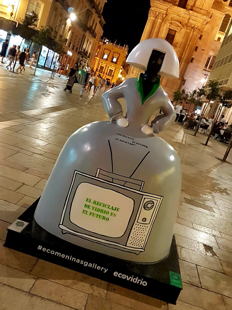 The Ecomeninas #arttrail is touring Southern Spain this summer where it is promoting the importance of recycling through sculpture 🇪🇸♻️

We completed the #sculpturetrail as the tour reached Málaga.
 arttrailproject.org/trail/ecomenin…