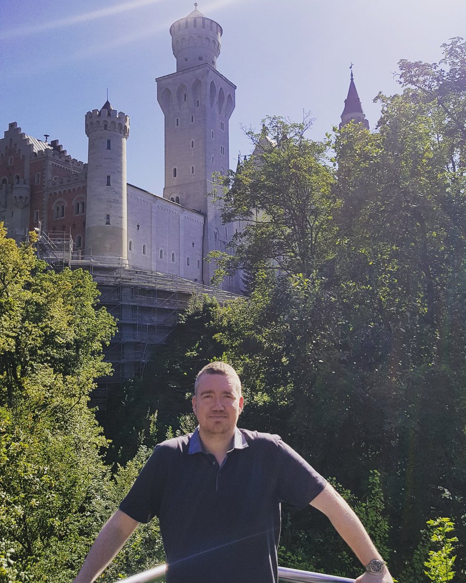 SteveNeale's tweet photo. Neuschwansteve @ Schloss Neuschwanstein, Schwangau, Germany #neuschwanstein #ludwigiiofbavaria #castles #germany #deutschland #bavaria #bayern #urlaub https://t.co/n3OJ2VBPqg