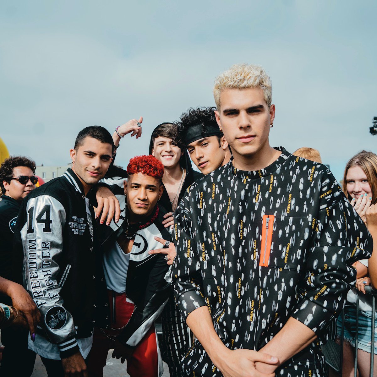 CNCOmusic's tweet photo. Feeling grateful 🙏🏼🔥 Thank you @TeenChoiceFOX! And thank you to our team!! Gracias #CNCOwners! Los queremos tanto!!! ♥️ #CNCOTeenChoice #LATINOS #TeenChoice https://t.co/YI6zG8z6FP