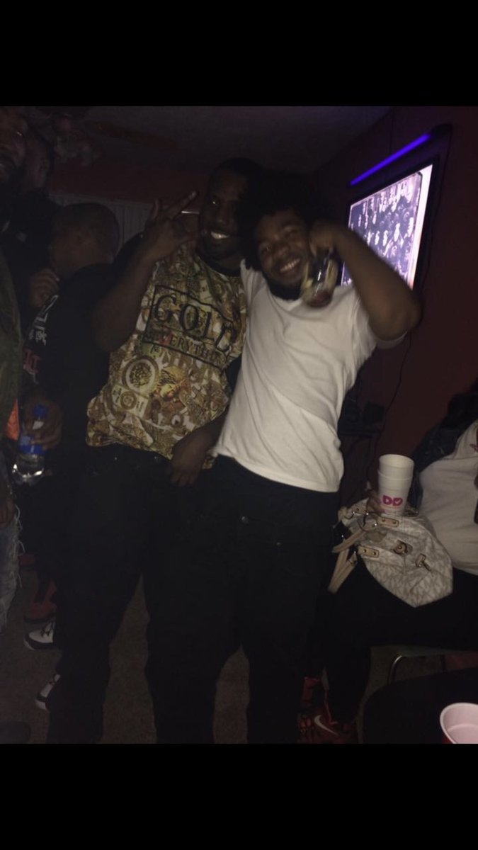 Freebandssssss's tweet photo. #LongLiveMarley ❤️ I miss you brudda @JiggMarley555 https://t.co/ZcZU6S4mGn