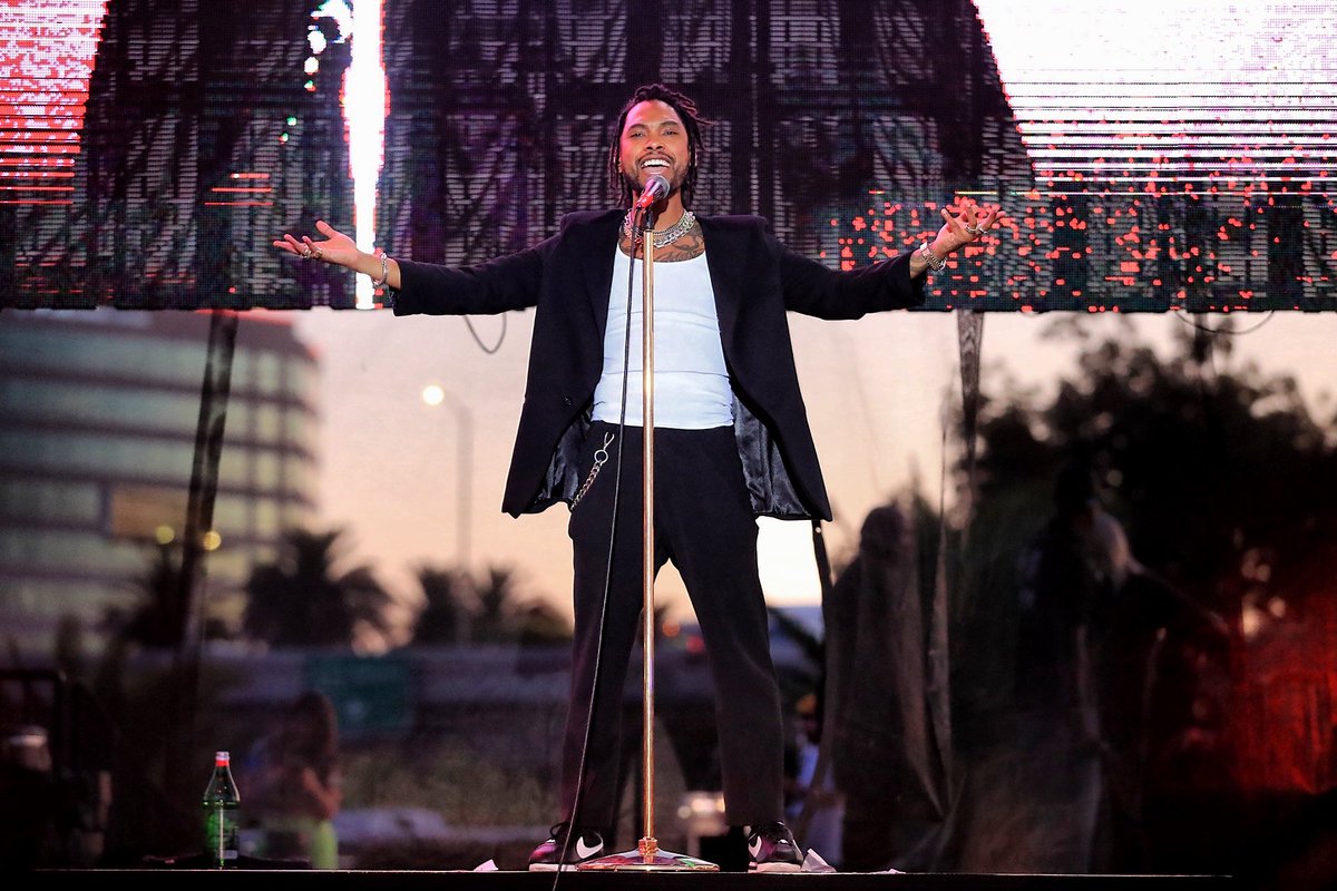 HondaCenter's tweet photo. WHAT. A. WEEKEND. 🤩
Thank you to @asvpxrocky, @Migos, @iamcardib, @Miguel and all the other artists who closed out this amazing weekend!🙌 A special thank you to all the fans that came out, we hope you had a REAL (92.3) good time!🔥
📷: @robertmoraphoto #realstreetfest https://t.co/6LsekdzE9N