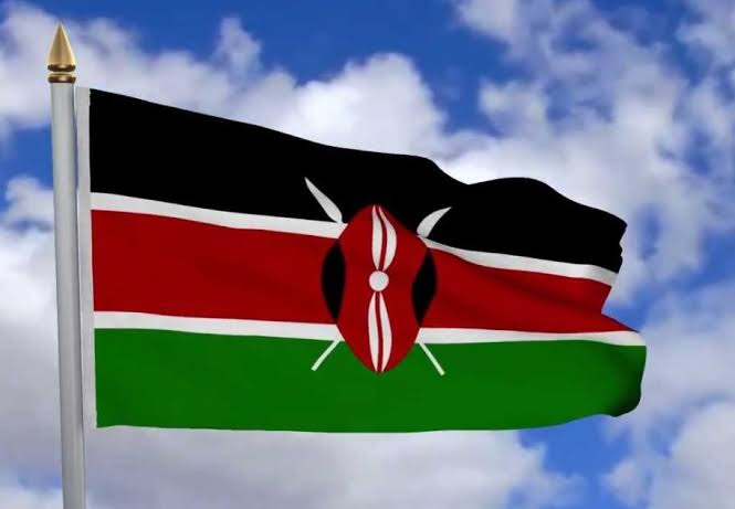Let's toke about kenya 
Uhuru kenyatta 
He Dream one night 
And when hi whyup 
Said I Dream last night Somalia sea so I need Somalia sea 🤣🤣🤣🤣