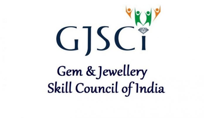 GJSCI Focuses on Traditional Jewellery Making Crafts at IIJS, Aims to Promote their Revival. Read more: bit.ly/2YZpi7Z #Anantjewellery #artisansJewellery #Chunkyjewellery #CraftsatIIJS #fashionaccessories #Gajraartisans #Gajrajewellery #Gajratradition #GemandJewellery