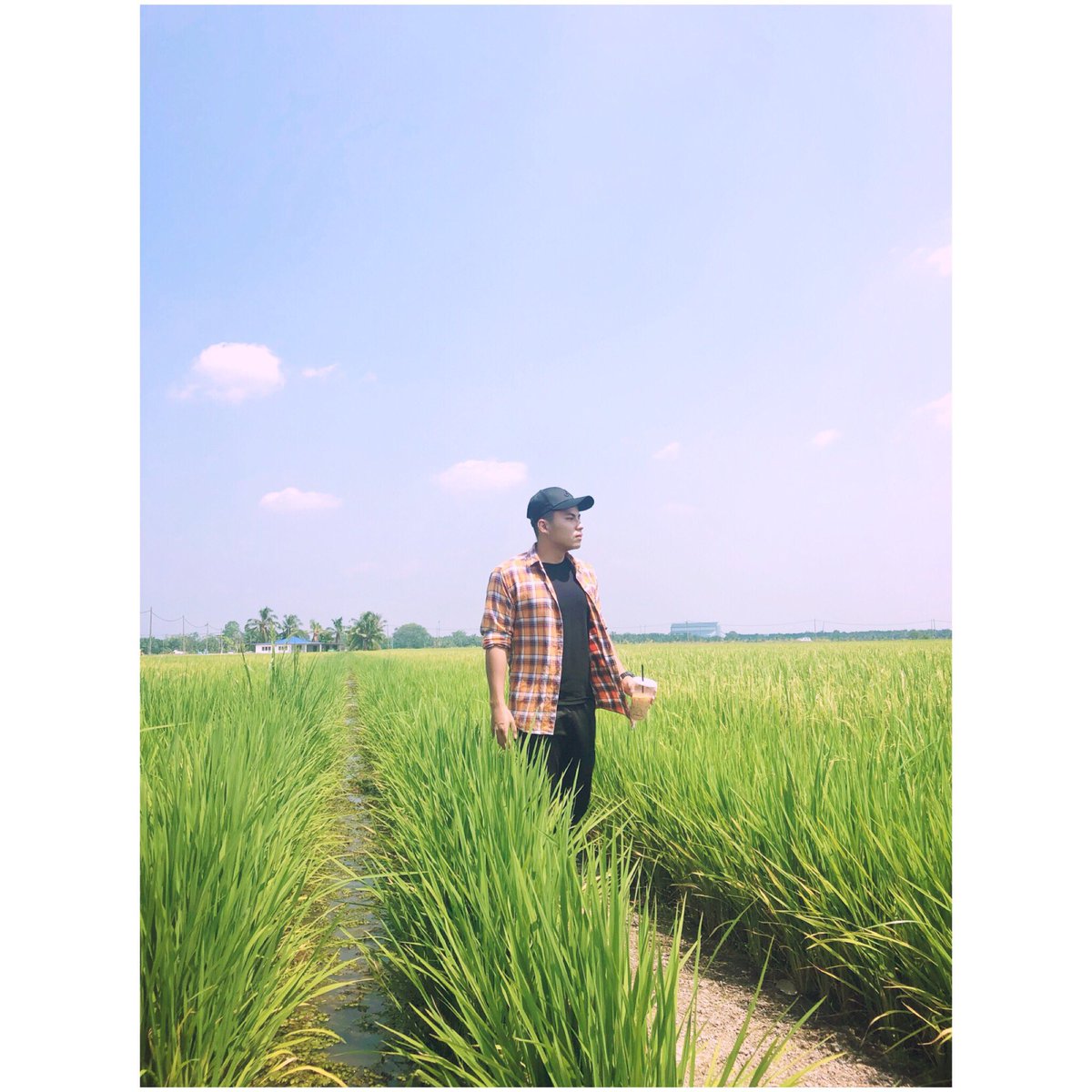 ArilAsril21's tweet photo. ๐... ุจูุณูู
ู ุงููููู ุงูุฑููุญูู
ููู ุงูุฑููุญูููู
ู...โฃ
โฃ
โฃ
#ootd #kuatkanhati https://t.co/eOdSTG5wov