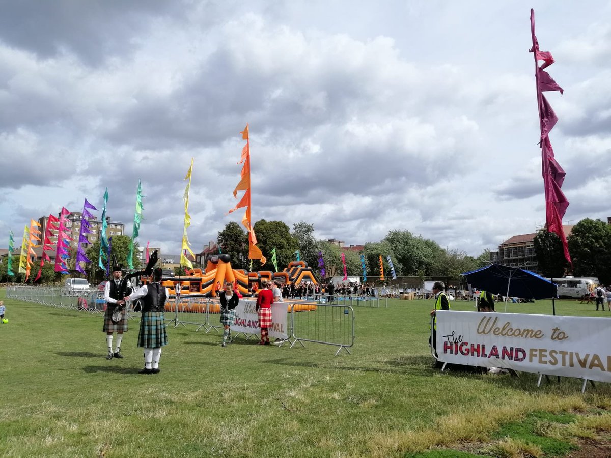 pipingxperience's tweet image. Opening the annual William Grant &amp;amp; Sons Highland Festival organised by @EventSolutionUK Thanks go to @ChicPiper on pipes and Lindsay &amp;amp; colleague performing the lilt #bagpipes #highlandfest #highlandgames #thepipingexperience #piperforhire #williamgrantandsons #london