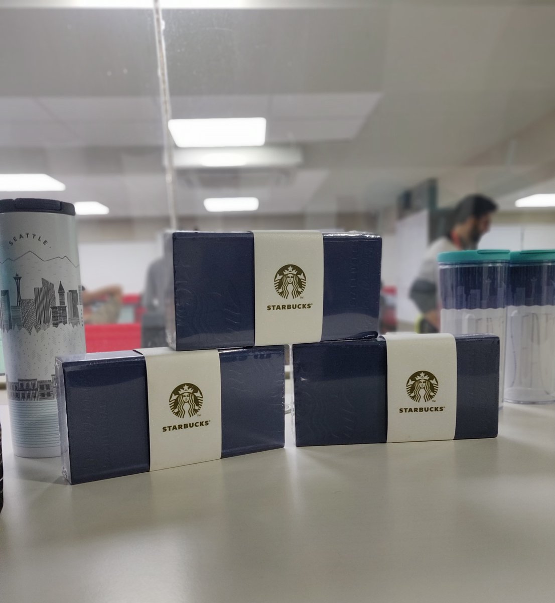 AbsoluteReports's tweet photo. "Smiles All Around....."
The team relished some scrumptious treats arranged by our buddies over at Starbucks India during their recent visit to the office for a promotional event.

#corporateevent #funatoffice #promotionalevent #starbucksindia #starbucks #coffeelovers https://t.co/W3xKN8XE7z