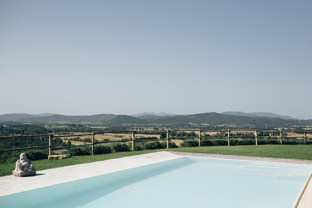disanbonifacio's tweet photo. My Monday is like this...and yours??? 😜😍 #mondaystart #motivationmonday #goodstart #relax #summer #viewsoftuscany #underthetuscansun #breakfastbythepool #notabadidea #contidisanbonifacio #cdsbhotel #relaxbythepool https://t.co/BdDZtyJgYz