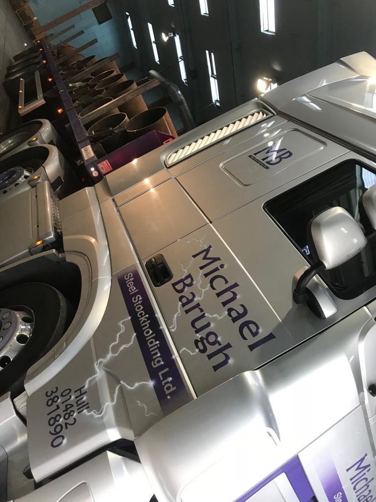 MBSteelLtd's tweet photo. One of this mornings #steel deliveries on it's way! πππ»π
Do you need steel? If so call us today π on 01482 381890 to see how we can help for a fast and easy access to all your steel requirements - we also cut to the size you need!
#welovewhatwedo #localsteel #steelsupplies https://t.co/2ehiOuCrTz